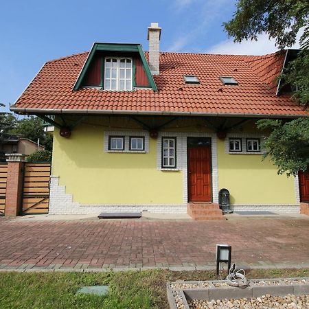 Aranyhaj Apartman Debrecen Bagian luar foto