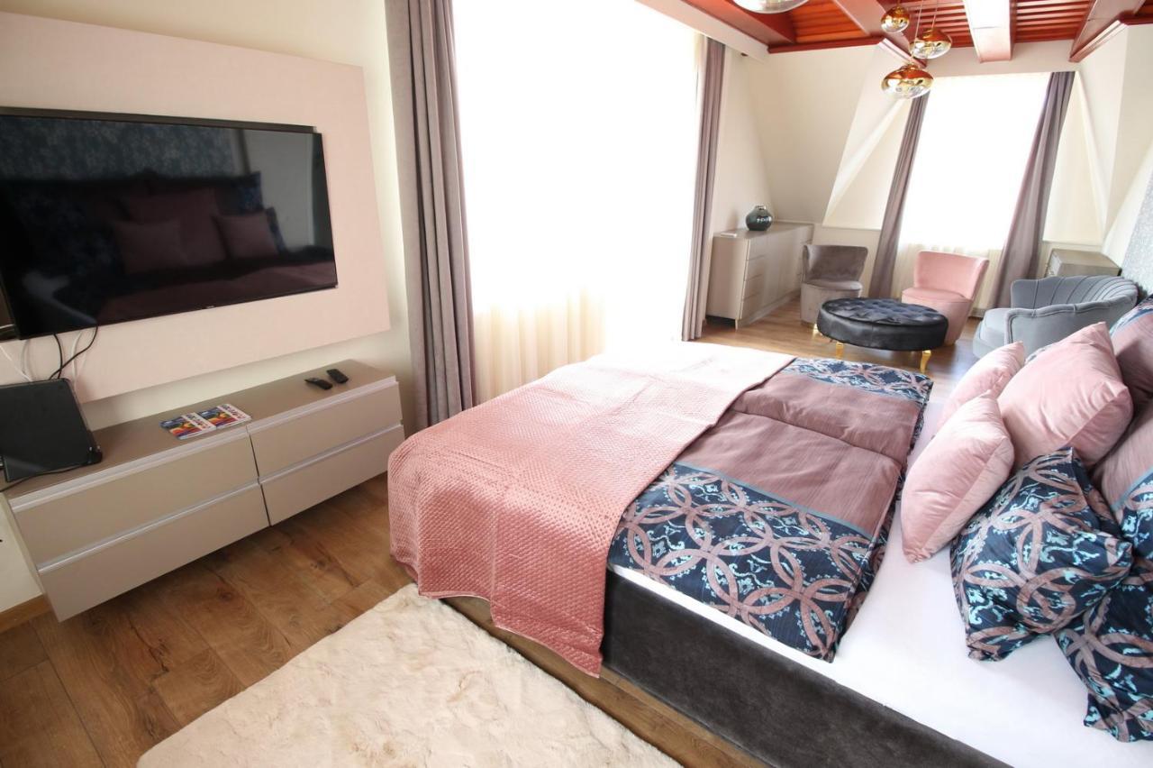 Aranyhaj Apartman Debrecen Bagian luar foto