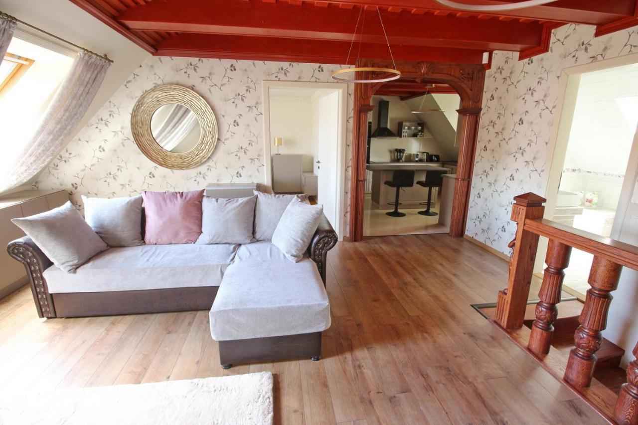 Aranyhaj Apartman Debrecen Bagian luar foto